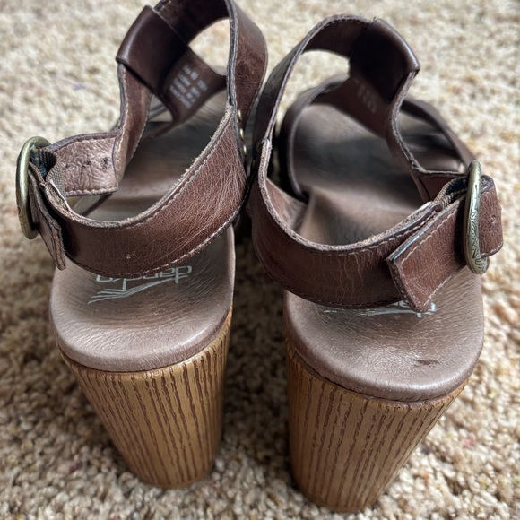 Dansko Women's Brown Platform Sandals - Picture 5 of 7